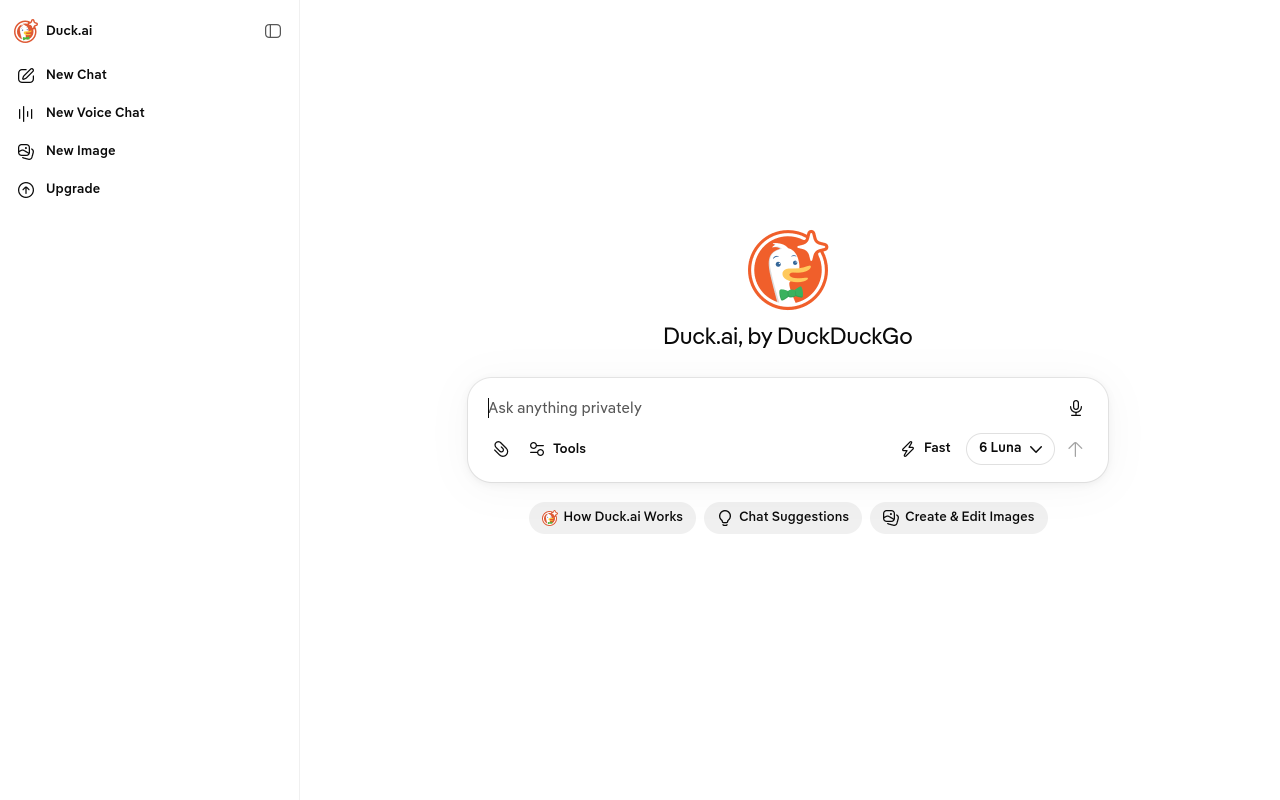 Interface de Duck.ai, le chat IA anonyme de DuckDuckGo, avec le sélecteur de modèle